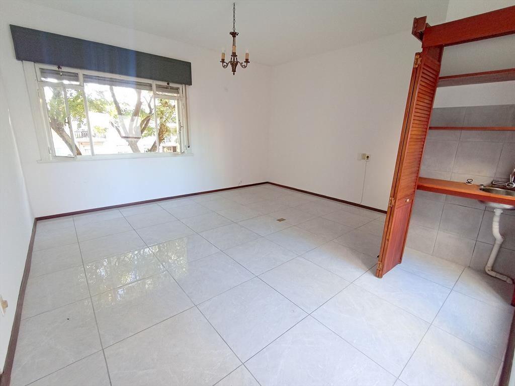 Apartamento en Alquiler. Monoambiente, kitchenette, Baño