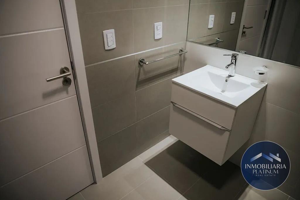 Apartamento en alquiler c/ cochera en Centro