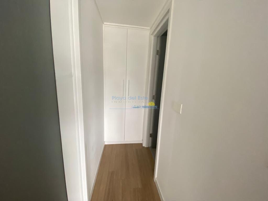 Apartamento de 2 dormitorios en Alexander , Punta