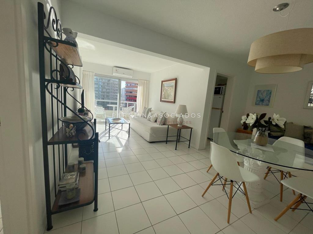 Departamento en Venta de 1 dormitorio y medio II,