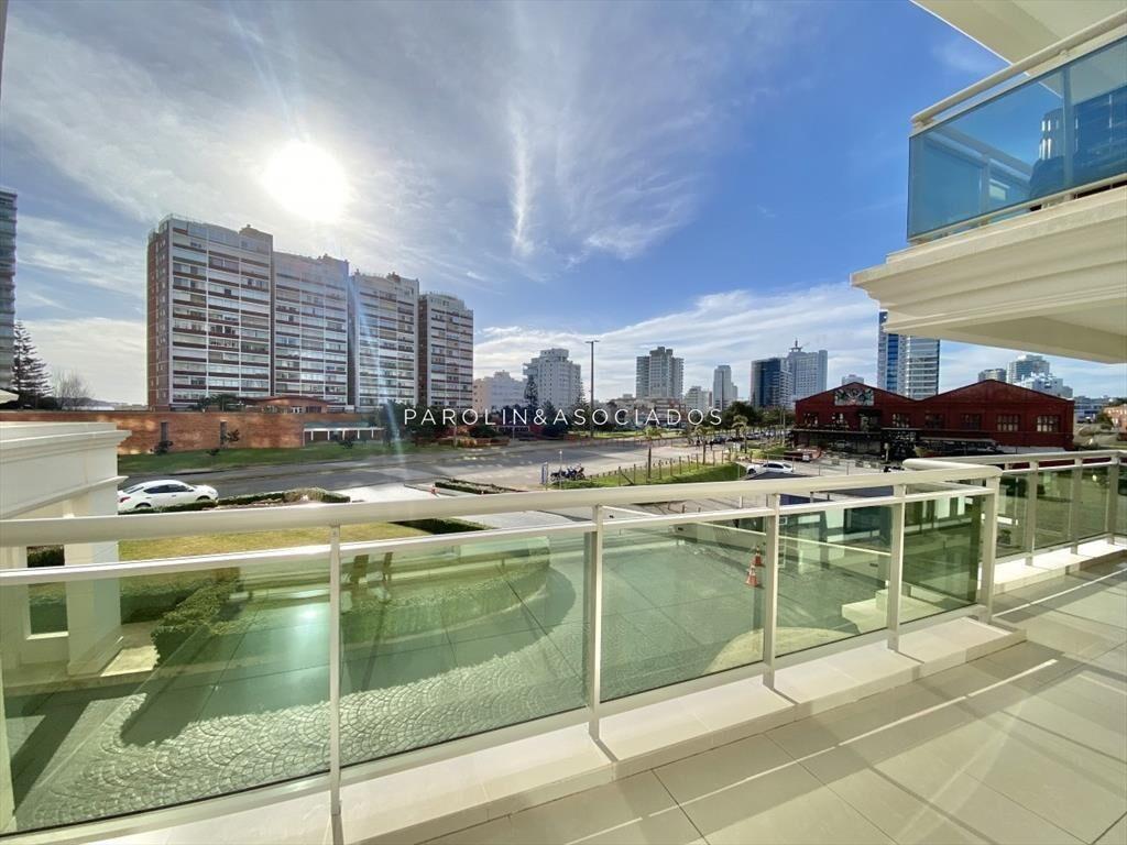 Apartamento en venta de 2 dormitorios en Punta