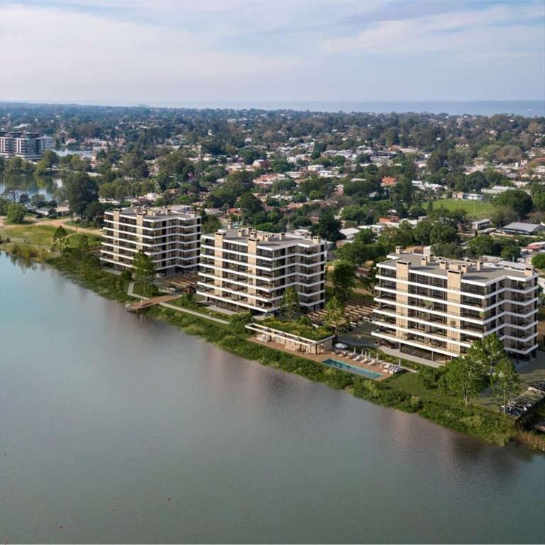 Venta apartamento 3 dormitorios Parque Carrasco Grou Distri