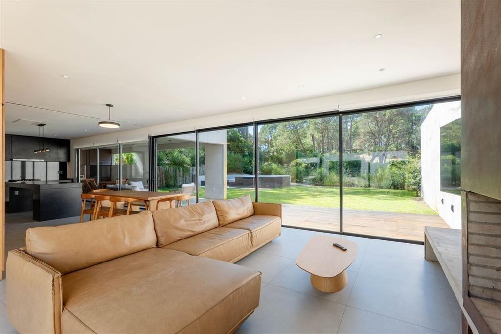 Se vende casa en complejo privado -Punta Ballena