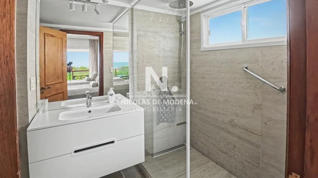 En venta apartamento de 3 dormitorios en San con
