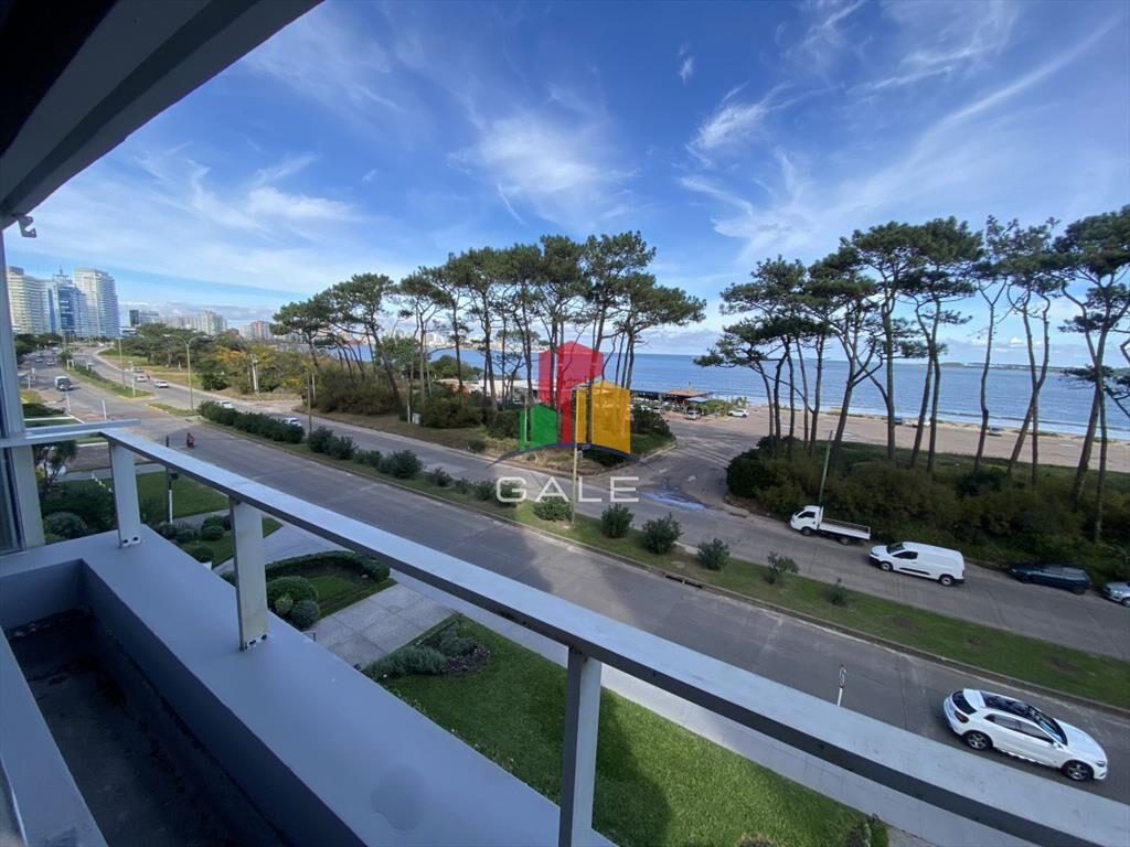 Apartamento en Mansa - Punta del Este Frente al