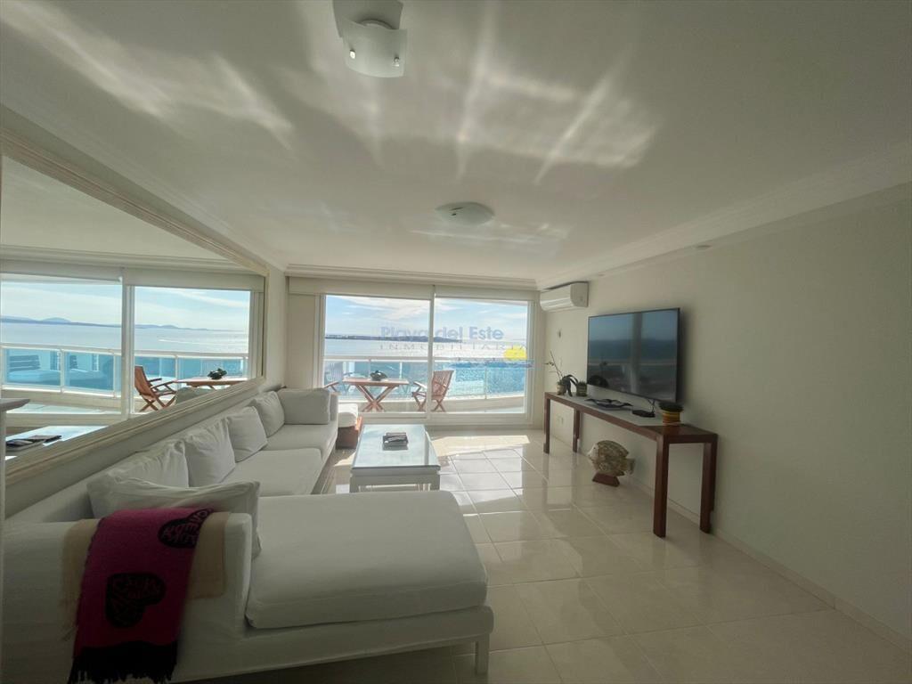 Apartamento de 3 dormitorios en Torre Millenium ,