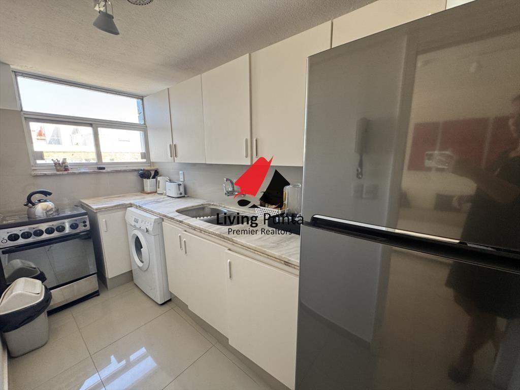 HERMOSO APARTAMENTO EN VENTA DE DOS DORMIT