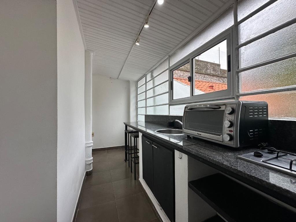 ALQUILER APARTAMENTO CON PATIO - POCITOS