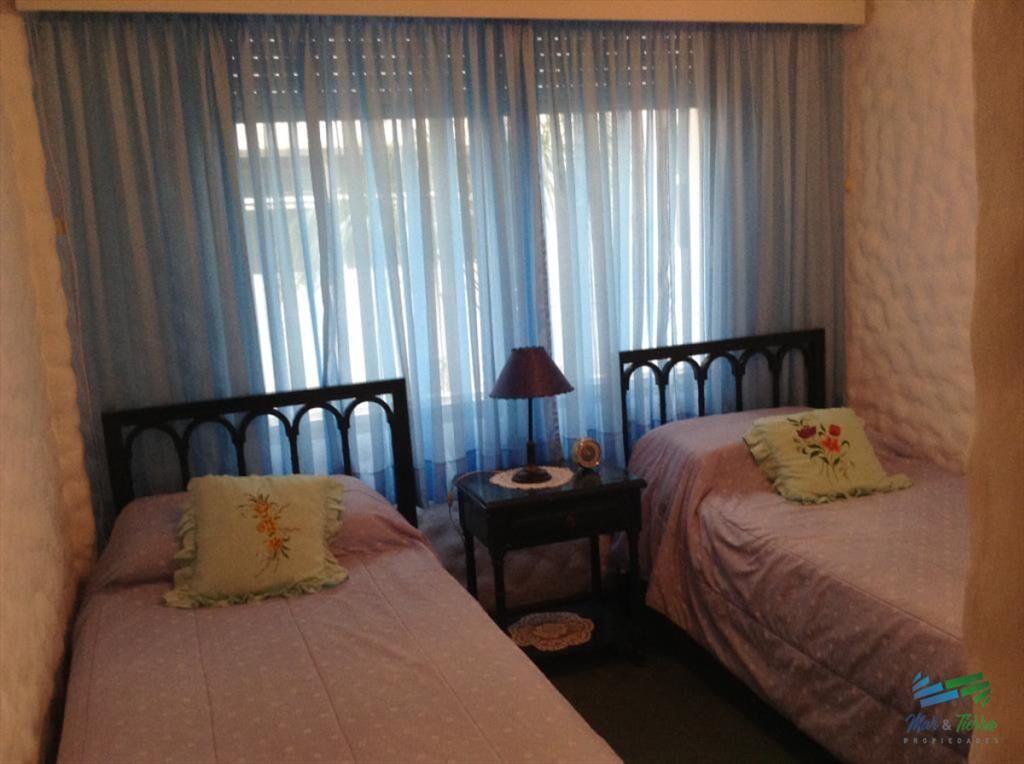 Alquilo apartamento 3 dormitorios en Playa Mansa,