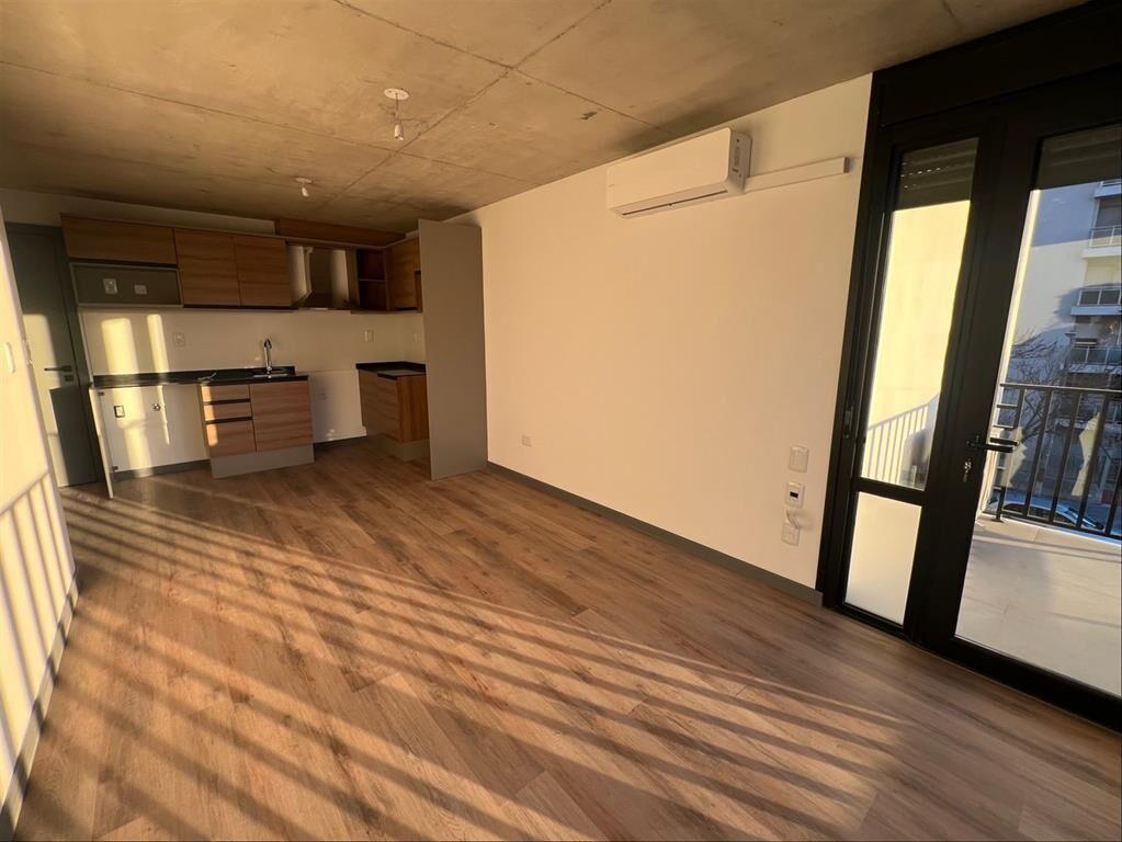 BE RAMONA. UN DORMITORIO A ESTRENAR. AL FRENTE. ZONA COWOR