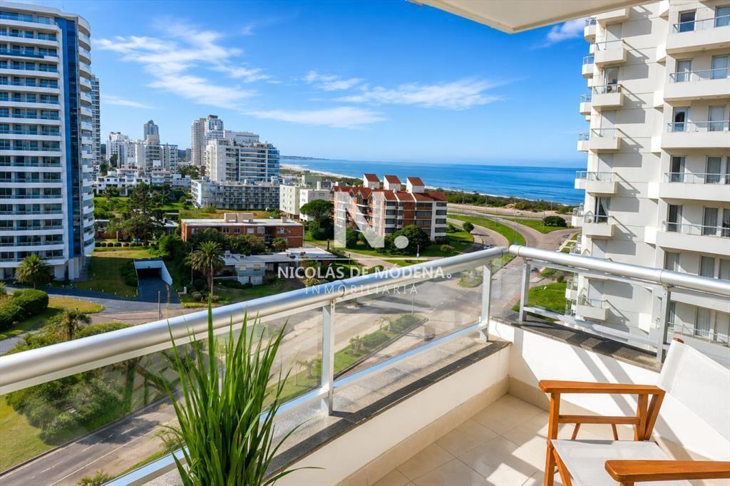 LUJOSO APARTAMENTO PLAYA BRAVA PUNTA DEL ESTE