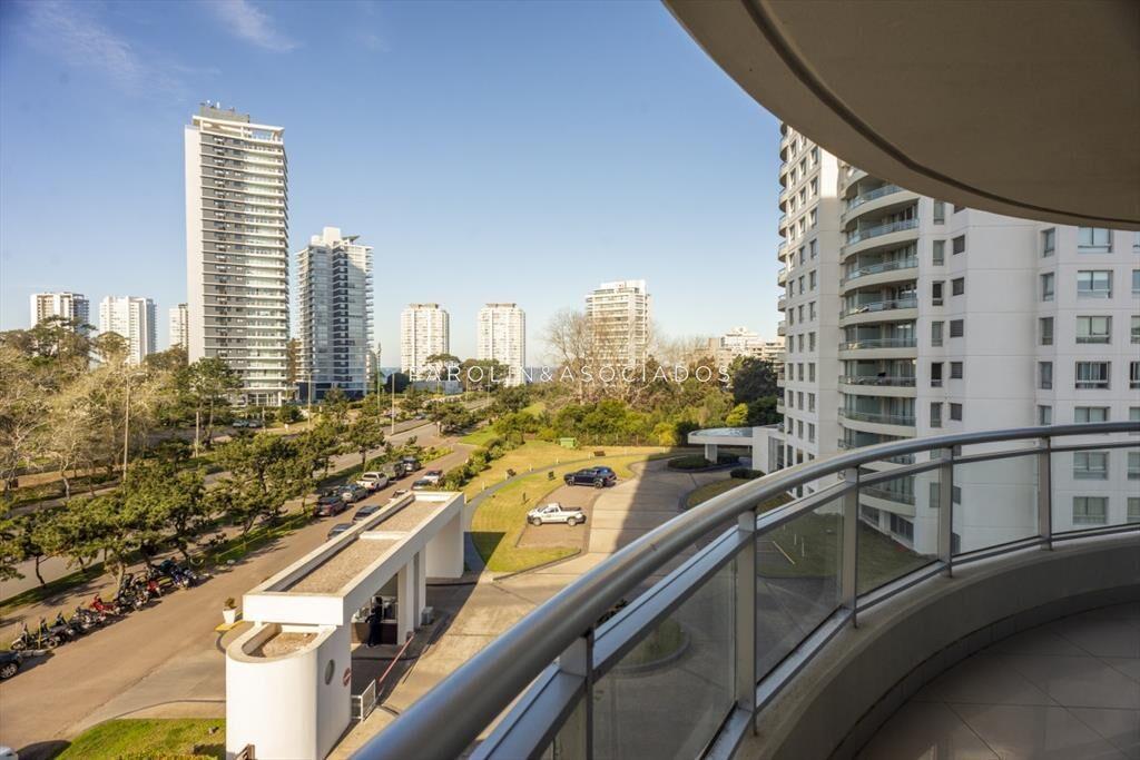 Apartamento en venta de 3 dormitorios y en Ocean
