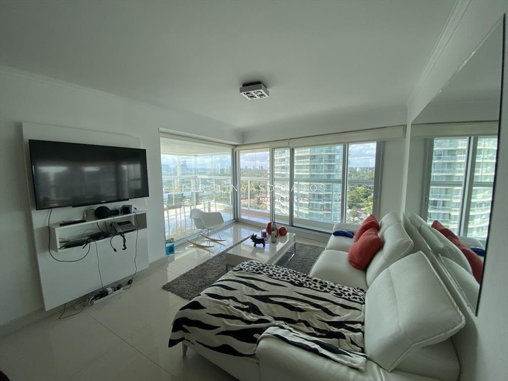Apartamento en venta de 2 dormitorios en Miami