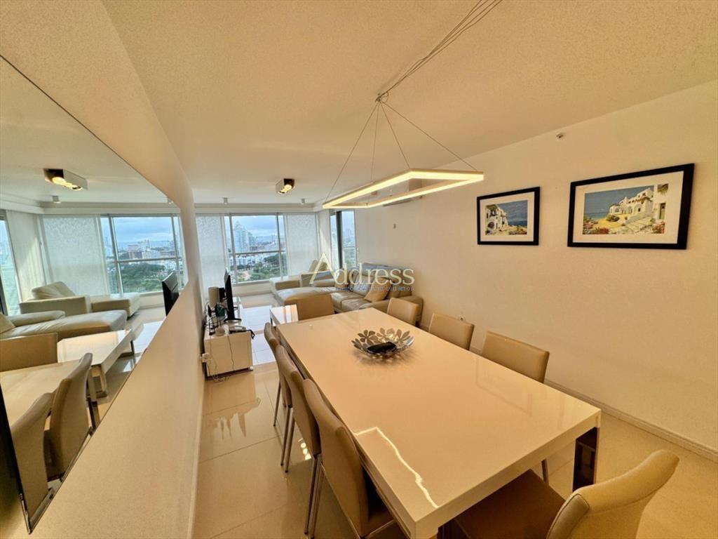 Apartamento en venta dos dormitorios mas con y