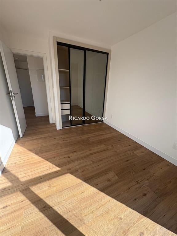 Apartamento en alquiler 1 dormitorio con cochera A ESTRE...