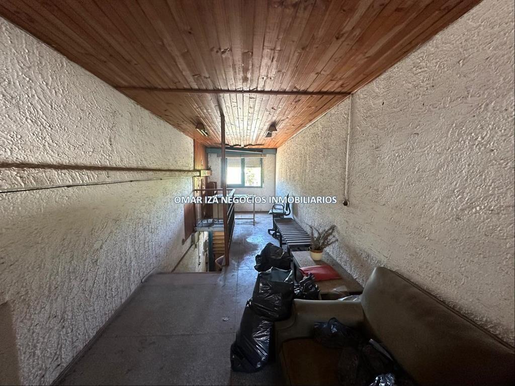 Venta local industrial prox Cno Carrasco Bolivia