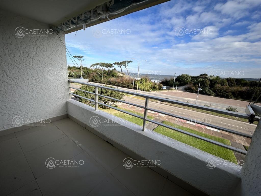 Venta apartamento primera linea Punta del Este 3 dormitorio