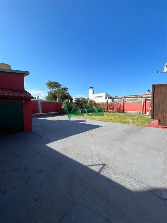 Exclusivo Complejo, casa principal y 10 con a mts