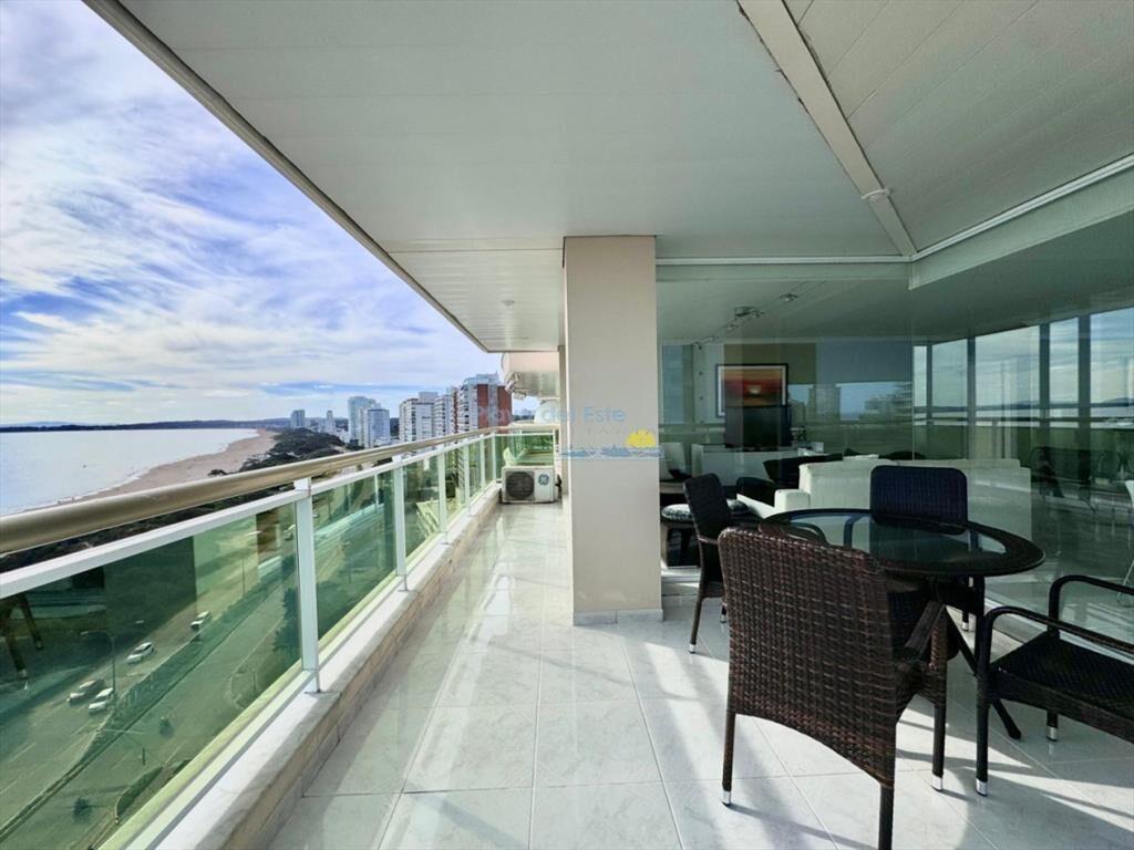 Apartamento en alquiler temporal de 3 dormitorios