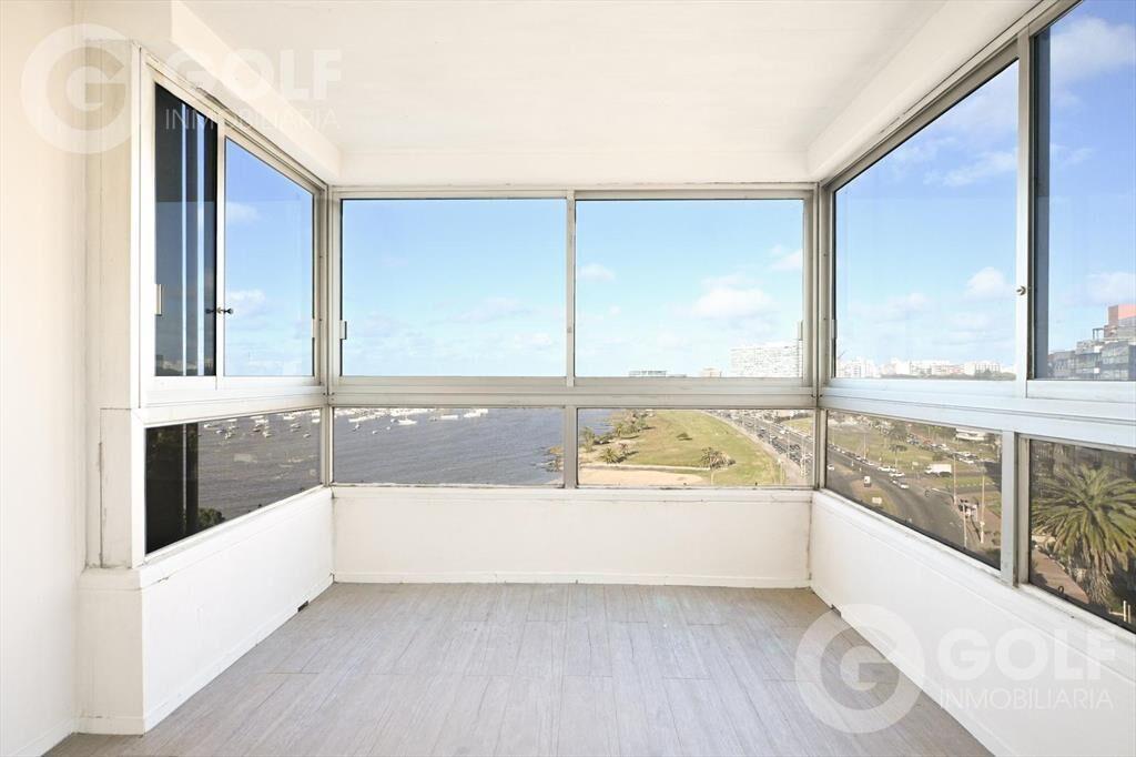Apartamento en venta de 4 dormitorios en Puerto de Buceo