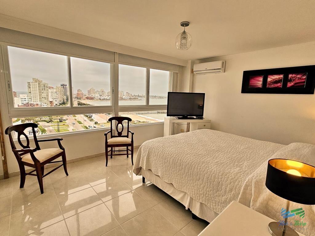 APARTAMENTO EN ALQUILER. TEMPORADA 2025, PLAYA