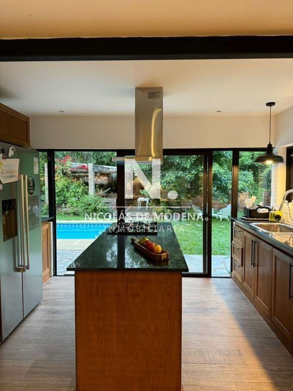 Casa en venta en Pinares de 3 dormitorios, sobre Camino a l