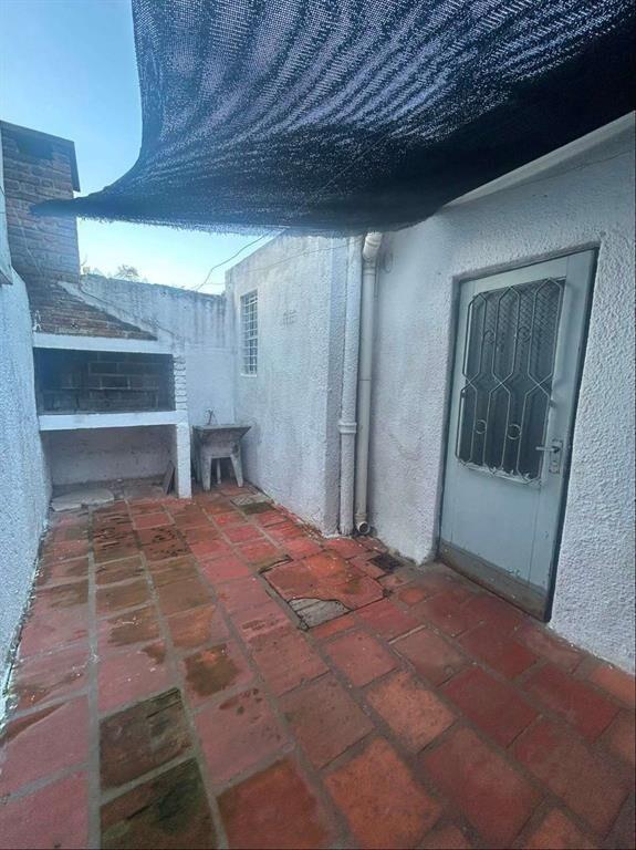 Alquiler apto 2 dormitorios en PB con patio exclusivo y par