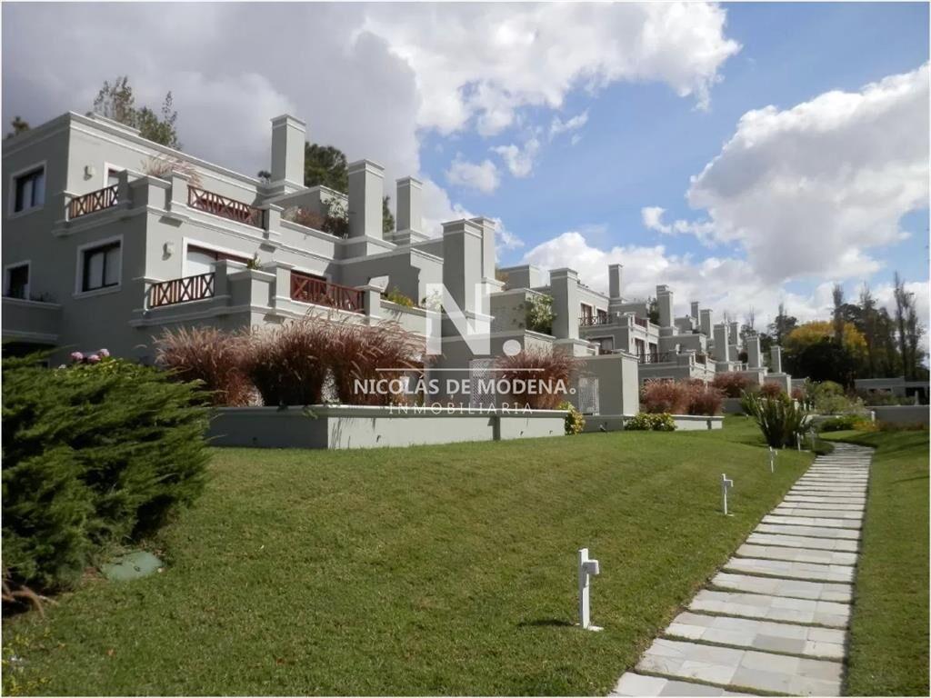 Se vende departamento de 1 dormitorio en suite en