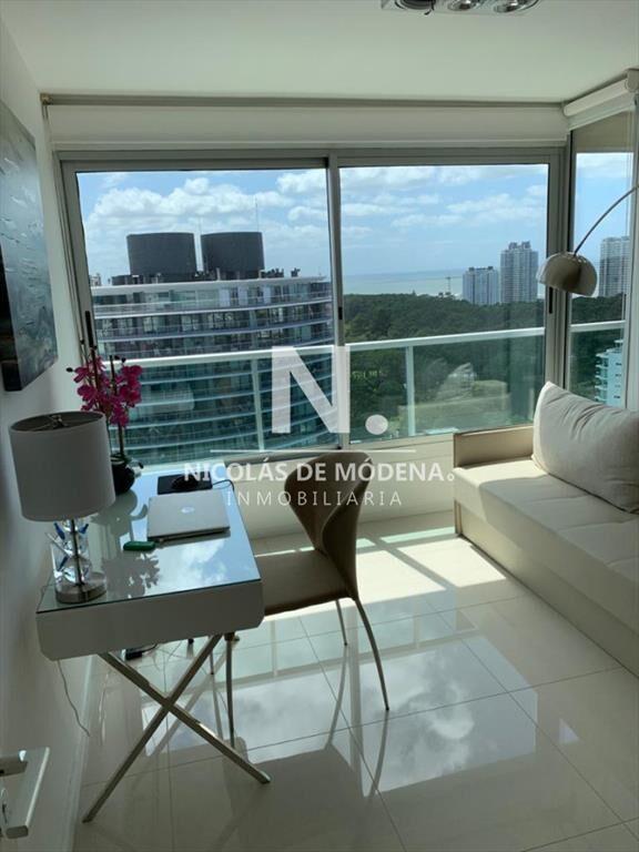 Apartamento de 3 dormitorios en Roosevel, Punta