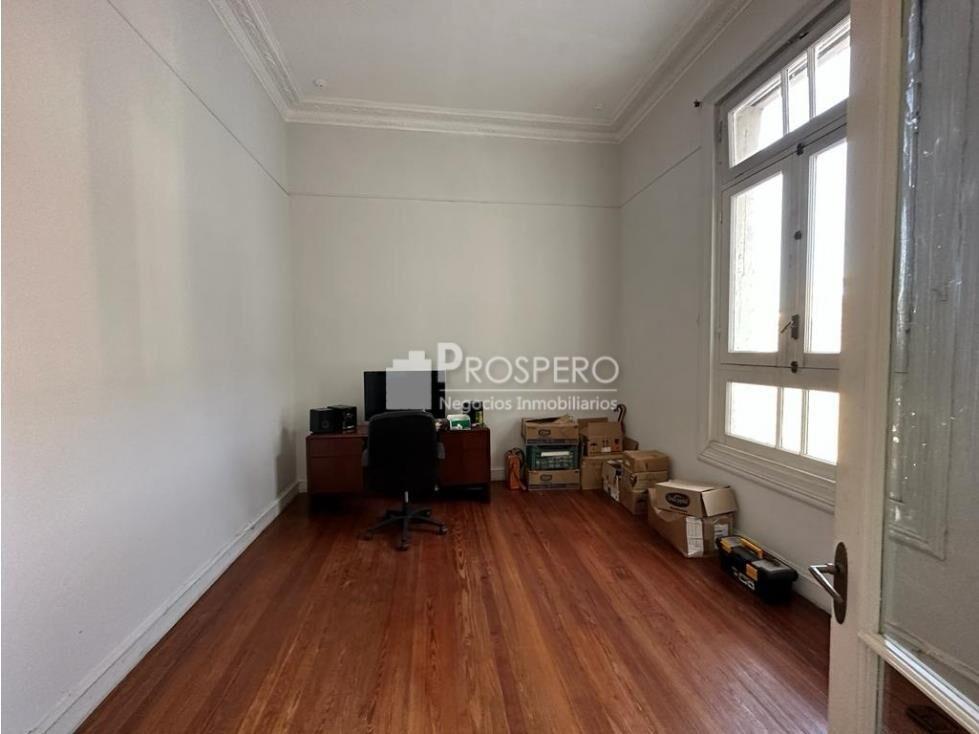 1382 Venta apto de época 5dorm excelente estado, c/balcón