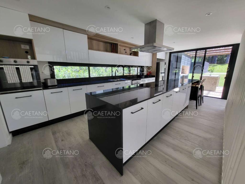Venta casa 4 dormitorios. Playa Brava, Punta del Este