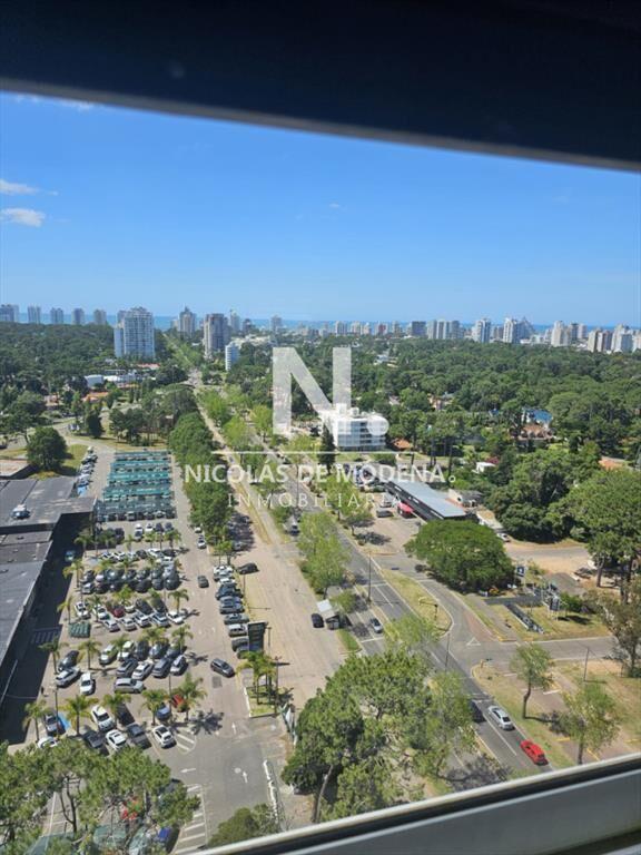 Vende departamento Penthouse de 4 dormitorios en