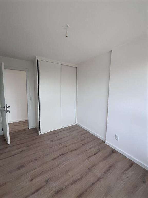 APARTAMENTO A ESTRENAR SOBRE RAMBLA COSTANERA