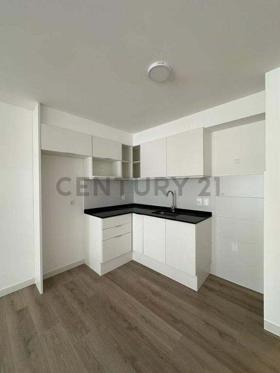 ESTRENA EN CORDON SUR-1 DORMITORIO FRENTE-piso alto-AMENI...