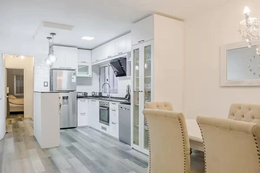exclusivo Apartamento en venta con vista al mar frente a pl
