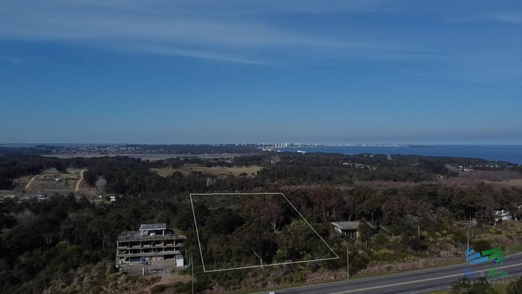 Venta de terreno Panorámico en el Lomo de Punta