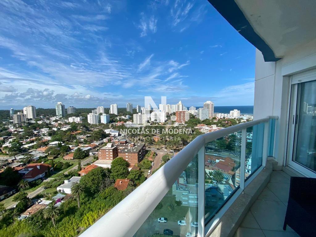 En venta apartamento totalmente equipado, con 3