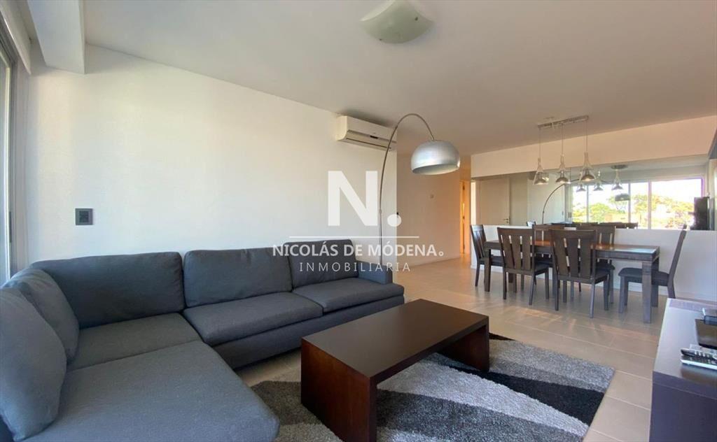 Departamento en venta de 3 dormitorios en Punta