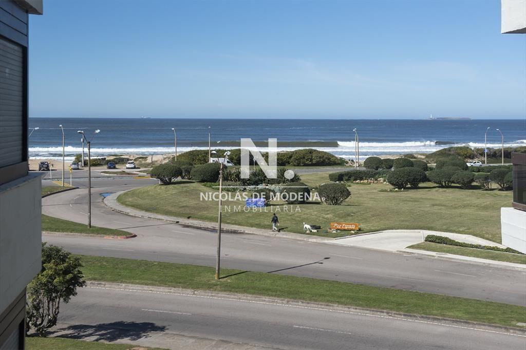 Apartamento en Venta de 2 dormitorios en Edificio