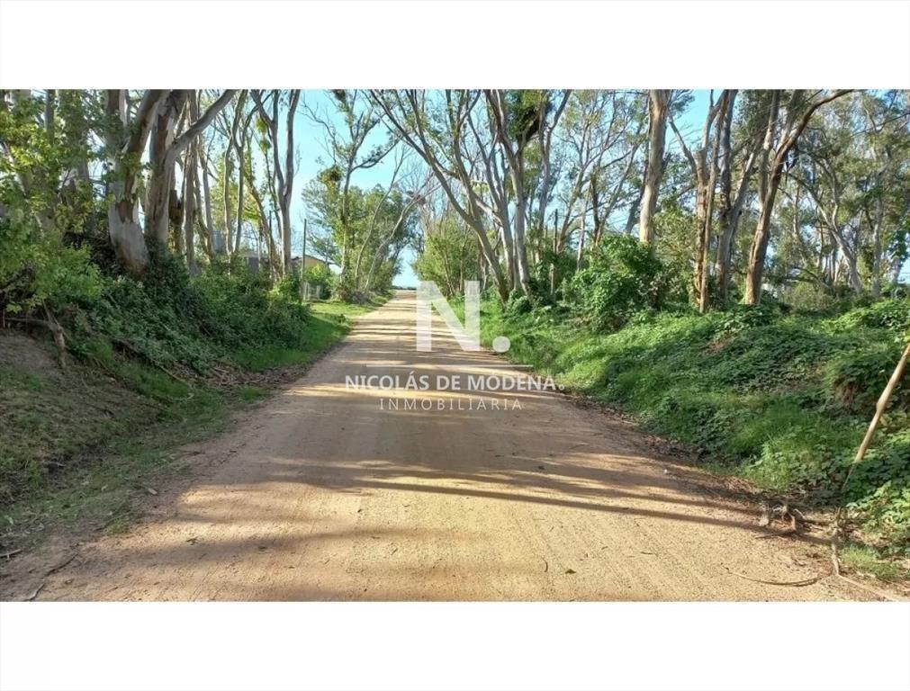 Venta Casa 3 dormitorios y piscina en a 100 mts