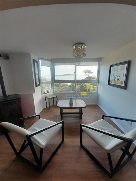 Apartamento en venta de 3 dormitorios en playa al