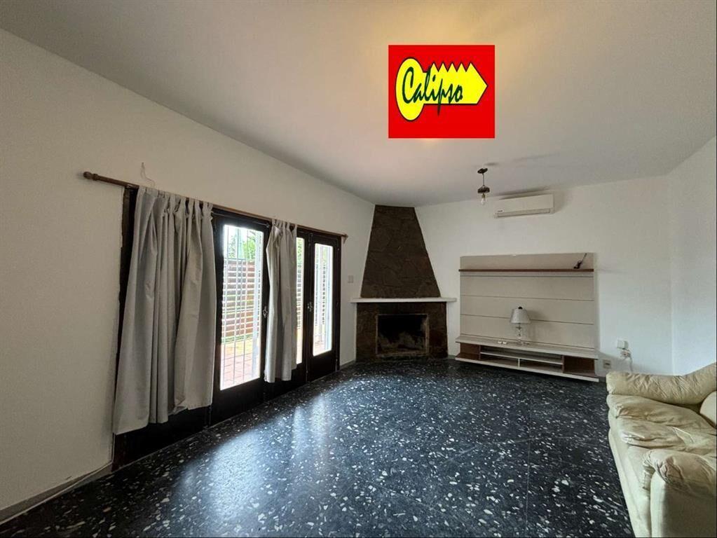 Venta de Casa de 3 dormitorios - Piscina - Barbacoa - Atlán