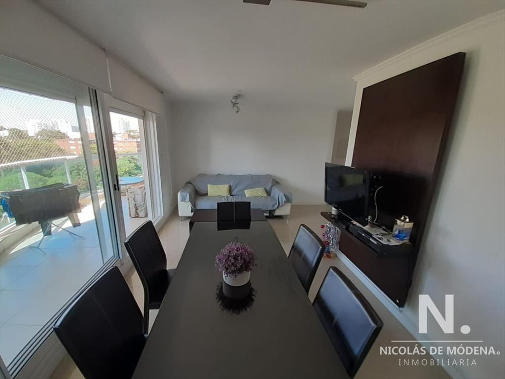 Mansa, ideal para vivir todo el año. Departamento de 3 dor