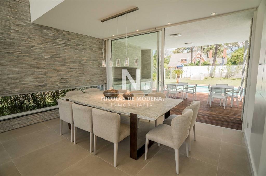 Casa en Barrio Privado, Boulevard Park- Punta del