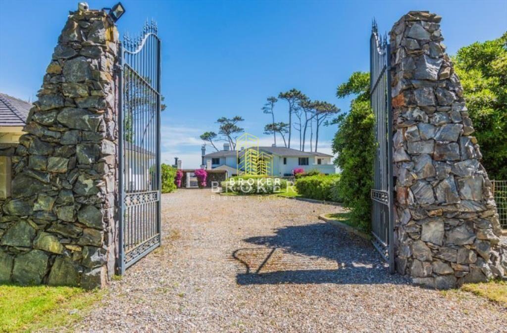 Venta Mansión frente al mar en Punta del Este -