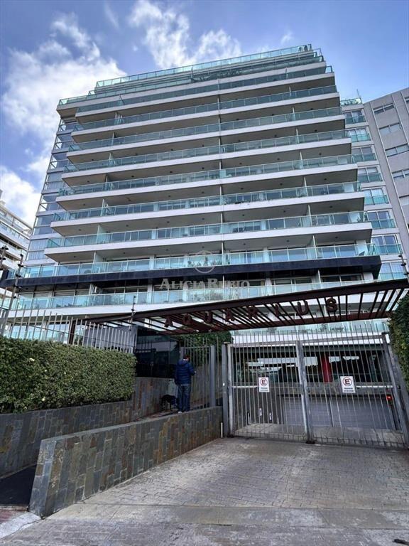 EDIFICIO AQUARIUS. RAMBLA MALVIN. CATEGORIA! 2 GJES INDE...