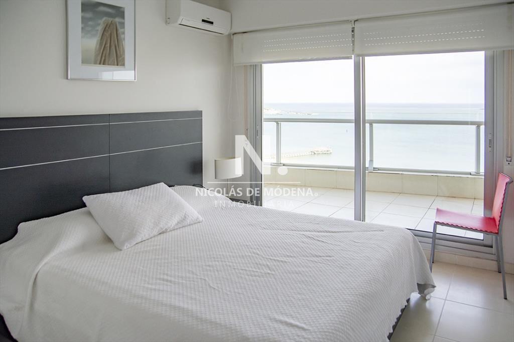 Departamento de 2 dormitorios a pasos del Mar.
