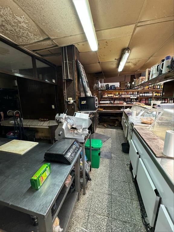 SUPERMERCADO Y ROTISERÍA EN CIUDAD VIEJA, GRAN TRAYECTORIA