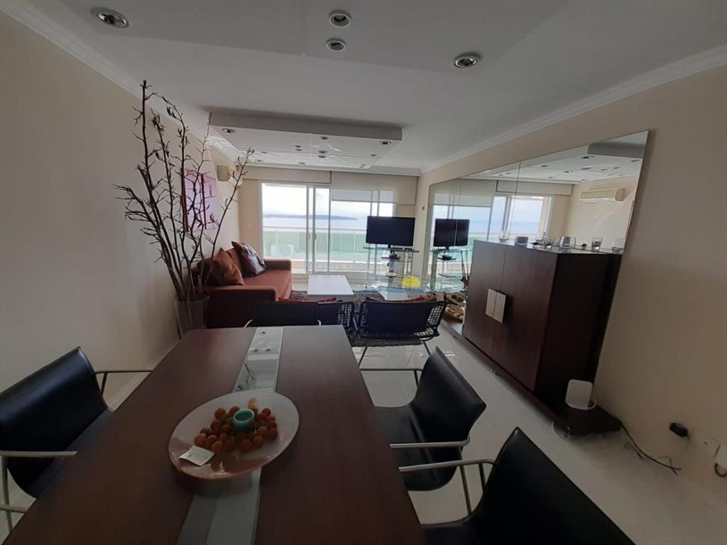 Apartamento en alquiler de temporada de 3 en , ,