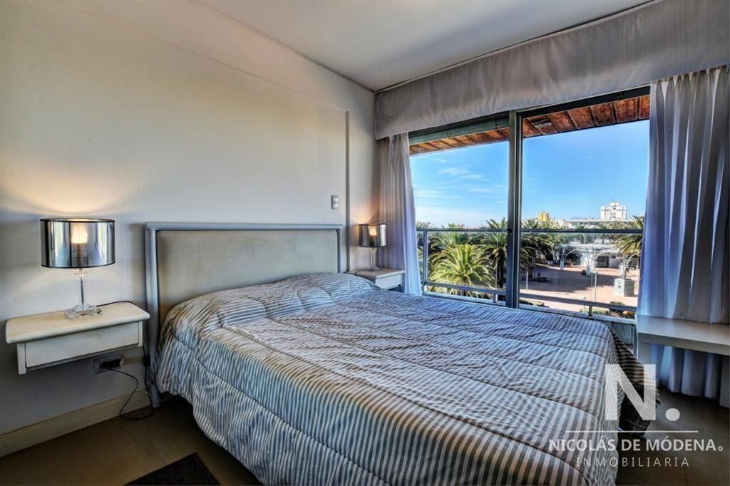 Venta de Apartamento 2 dormitorios, Península, Punta del E